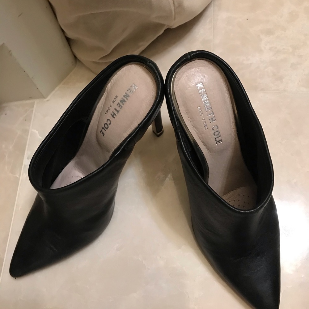 Kenneth Cole Oppenheimer back mule boots